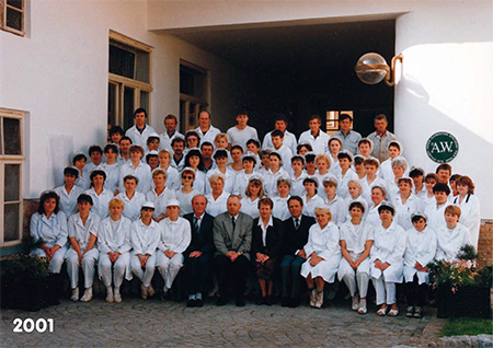 Zamestnanci firmy v roku 2001